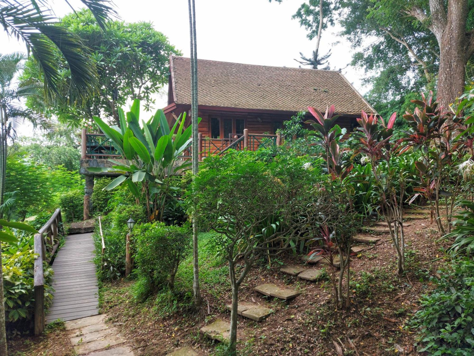 Mekong Villas Pak Chom Exterior photo